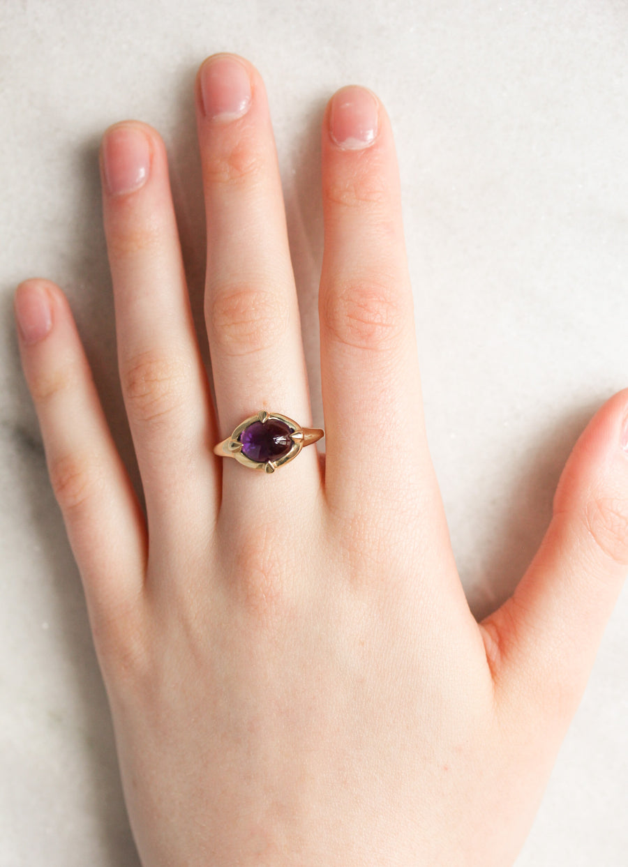 Amethyst "En Cabochon" Claw Ring