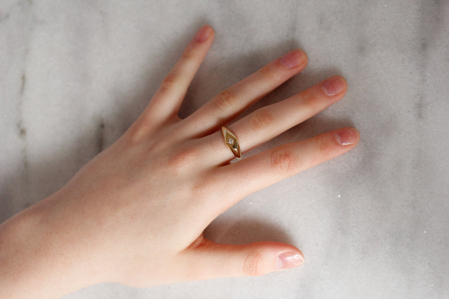 The All-Knowing Diamond Eye Ring